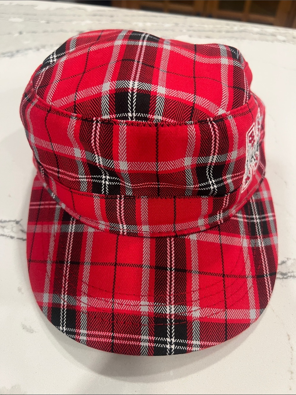 KBETHOS Red Black White Plaid Cap